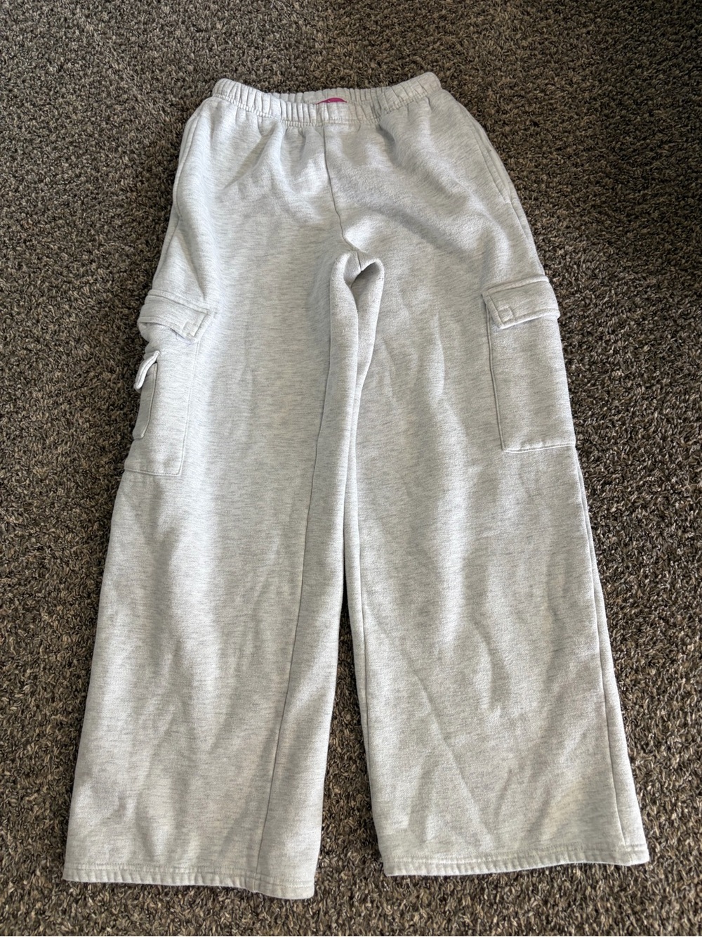 Edikted Light Gray Wide-Leg Cargo Sweatpants for Kids